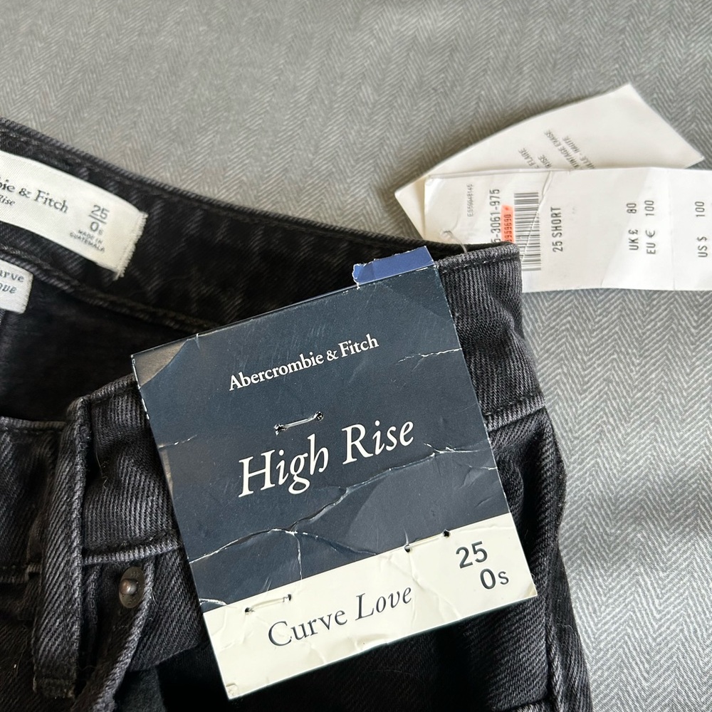 Size 25 curve love A&F black flare denim. NWT